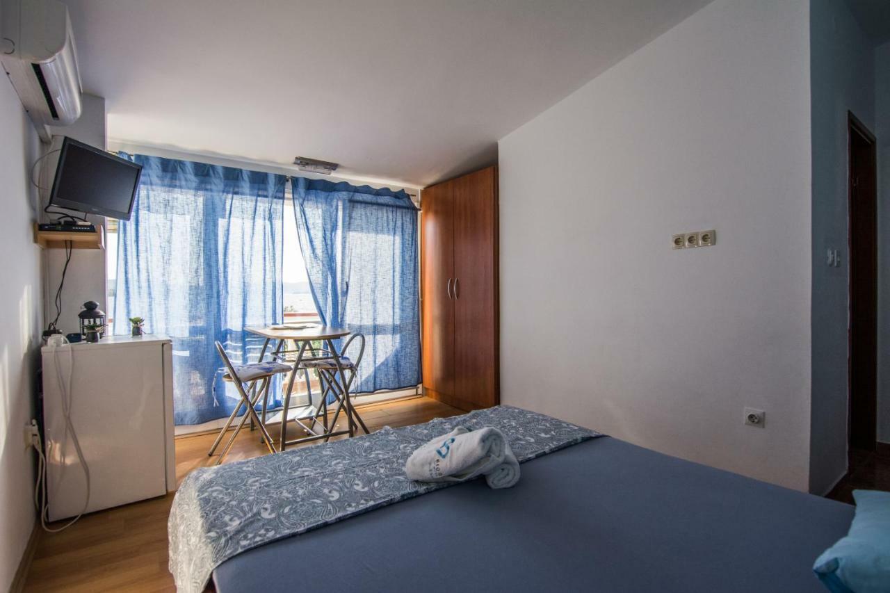 Sobe Rolo Uz More Ξενοδοχείο Biograd Na Moru Εξωτερικό φωτογραφία