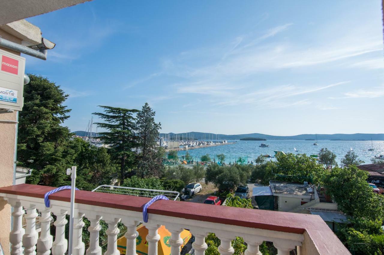 Sobe Rolo Uz More Ξενοδοχείο Biograd Na Moru Εξωτερικό φωτογραφία
